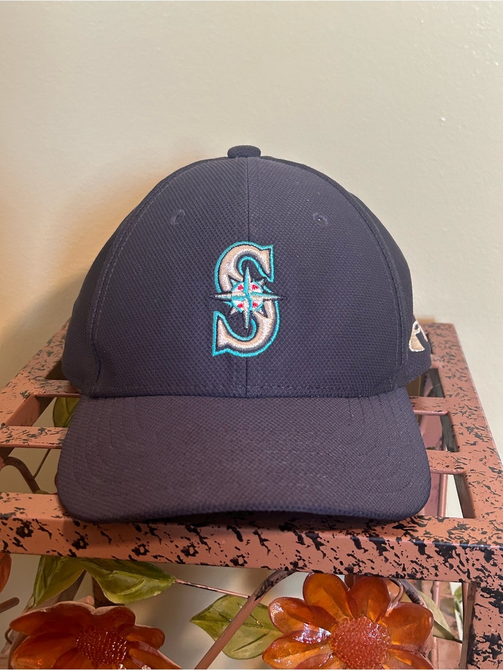 Under Armour Seattle Mariners Threadborne Adjustable MLB Baseball Cap Hat Navy